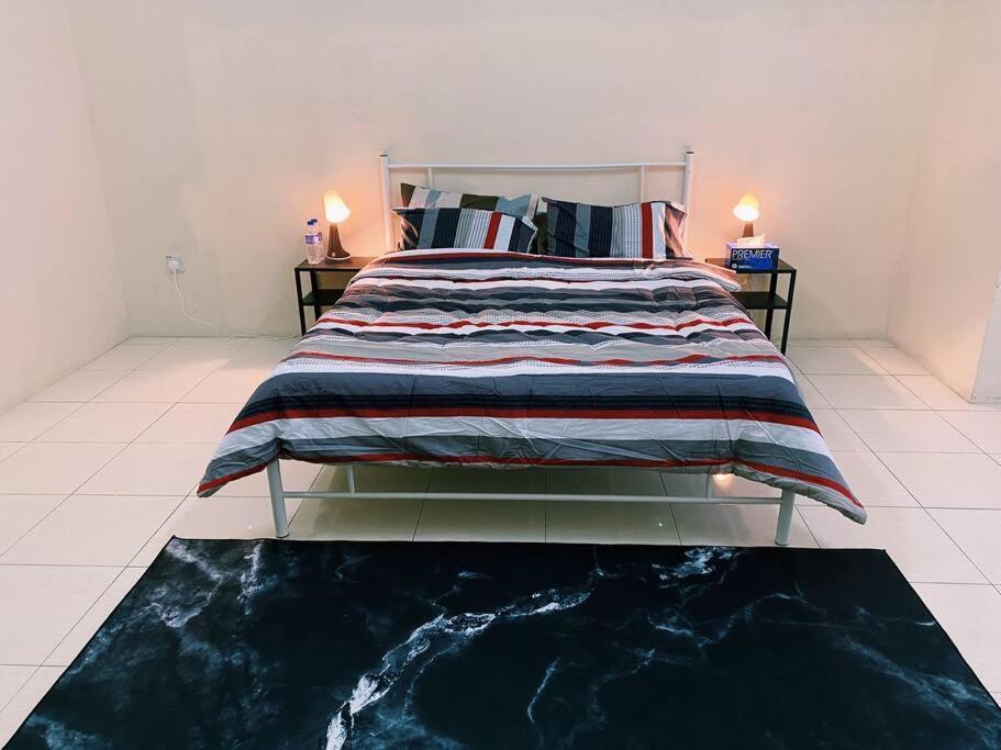 Spacious Cozy Lakeville Homestay 4 Bedrooms All With Aircond เซริอิสกันดาร์ ภายนอก รูปภาพ